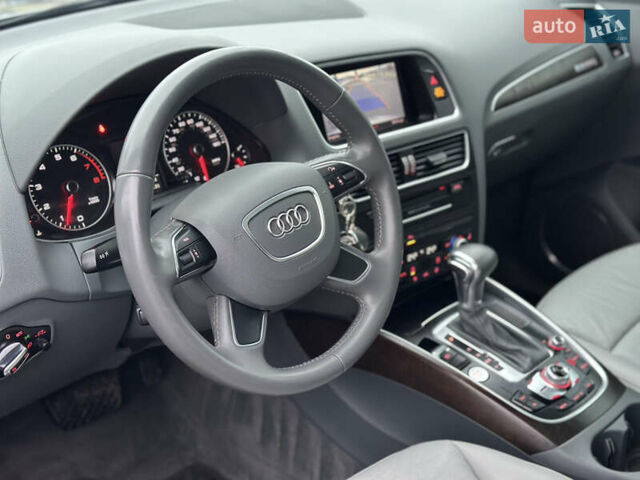 Серый Ауди Ку 5, объемом двигателя 2 л и пробегом 168 тыс. км за 15900 $, фото 43 на Automoto.ua