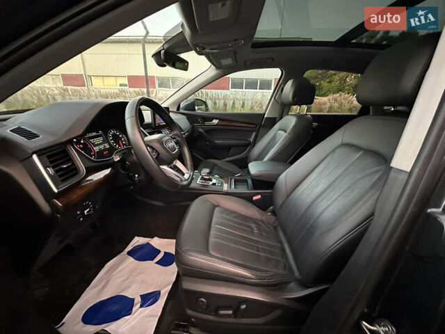 Серый Ауди Ку 5, объемом двигателя 1.98 л и пробегом 147 тыс. км за 20200 $, фото 14 на Automoto.ua