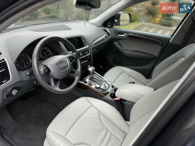 Серый Ауди Ку 5, объемом двигателя 1.98 л и пробегом 183 тыс. км за 16900 $, фото 50 на Automoto.ua
