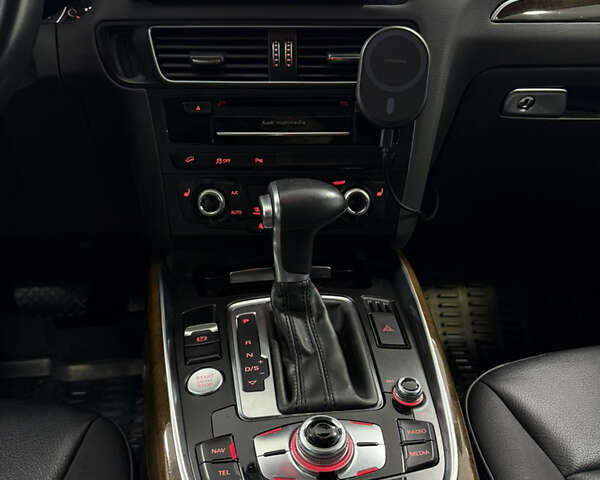 Серый Ауди Ку 5, объемом двигателя 1.98 л и пробегом 265 тыс. км за 15800 $, фото 31 на Automoto.ua