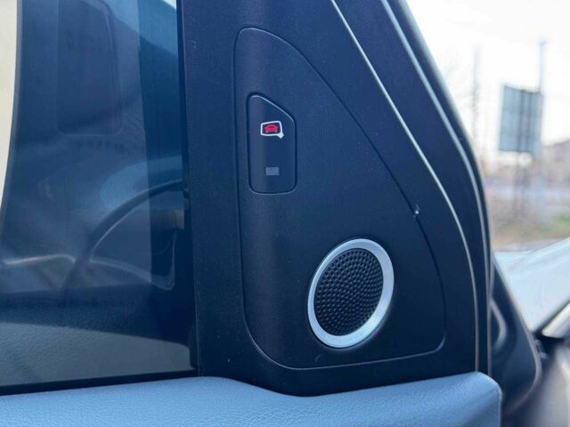 Серый Ауди Ку 5, объемом двигателя 0 л и пробегом 184 тыс. км за 15300 $, фото 9 на Automoto.ua