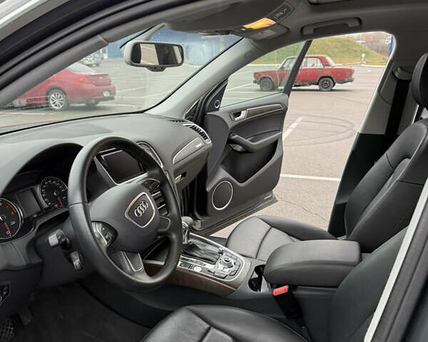 Серый Ауди Ку 5, объемом двигателя 1.98 л и пробегом 89 тыс. км за 20500 $, фото 16 на Automoto.ua