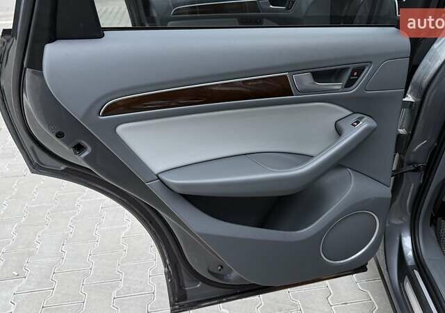 Серый Ауди Ку 5, объемом двигателя 1.98 л и пробегом 82 тыс. км за 18299 $, фото 27 на Automoto.ua