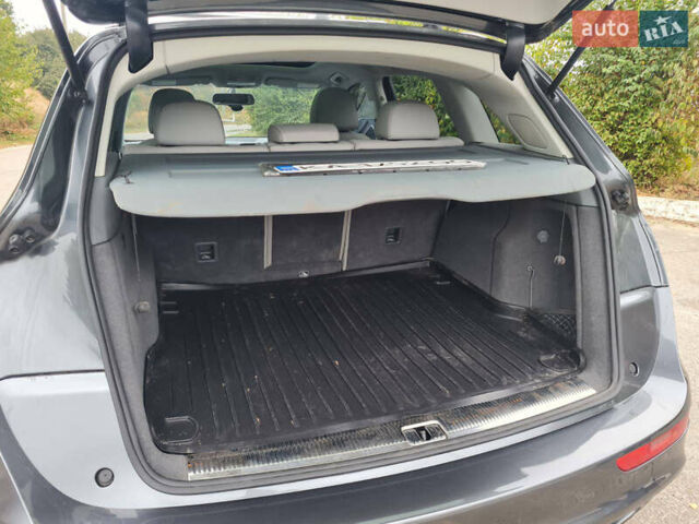 Сірий Ауді Ку 5, об'ємом двигуна 3 л та пробігом 162 тис. км за 17500 $, фото 12 на Automoto.ua