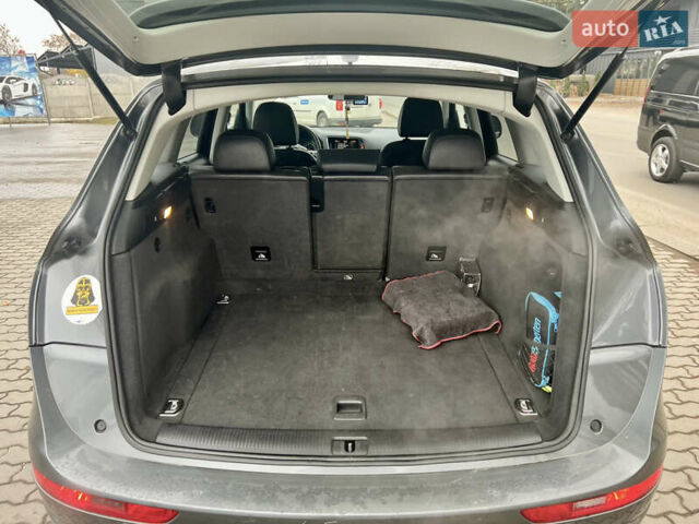 Серый Ауди Ку 5, объемом двигателя 1.98 л и пробегом 277 тыс. км за 15500 $, фото 16 на Automoto.ua