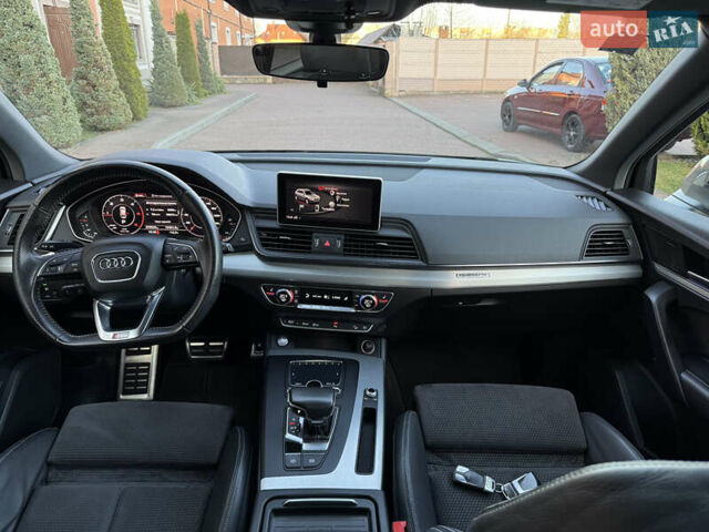 Серый Ауди Ку 5, объемом двигателя 1.97 л и пробегом 235 тыс. км за 32600 $, фото 68 на Automoto.ua