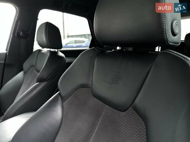 Серый Ауди Ку 5, объемом двигателя 1.97 л и пробегом 165 тыс. км за 34500 $, фото 29 на Automoto.ua