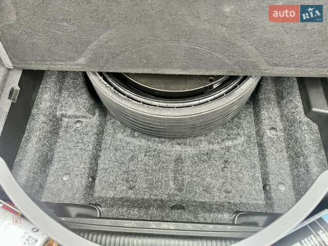 Серый Ауди Ку 5, объемом двигателя 1.98 л и пробегом 277 тыс. км за 15500 $, фото 23 на Automoto.ua