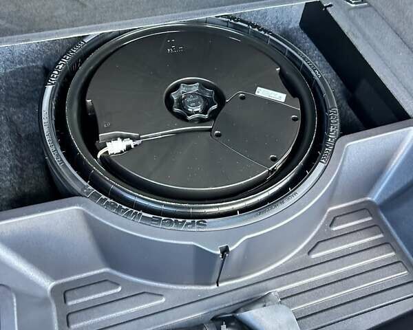 Сірий Ауді Ку 5, об'ємом двигуна 2 л та пробігом 227 тис. км за 17100 $, фото 14 на Automoto.ua