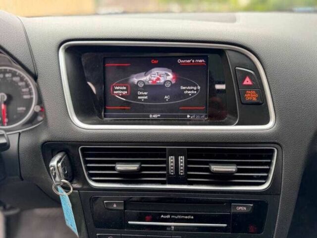 Сірий Ауді Ку 5, об'ємом двигуна 2 л та пробігом 71 тис. км за 5000 $, фото 12 на Automoto.ua