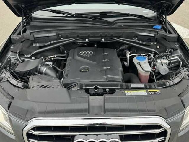 Сірий Ауді Ку 5, об'ємом двигуна 2 л та пробігом 162 тис. км за 11500 $, фото 9 на Automoto.ua