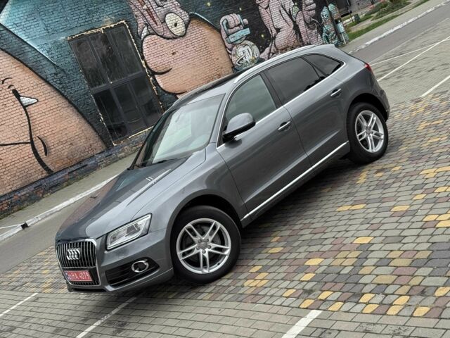 Сірий Ауді Ку 5, об'ємом двигуна 2 л та пробігом 139 тис. км за 16999 $, фото 3 на Automoto.ua