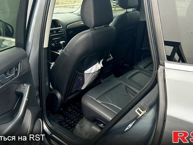 Серый Ауди Ку 5, объемом двигателя 3 л и пробегом 128 тыс. км за 23500 $, фото 2 на Automoto.ua