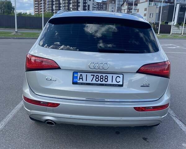 Серый Ауди Ку 5, объемом двигателя 1.97 л и пробегом 111 тыс. км за 27500 $, фото 4 на Automoto.ua