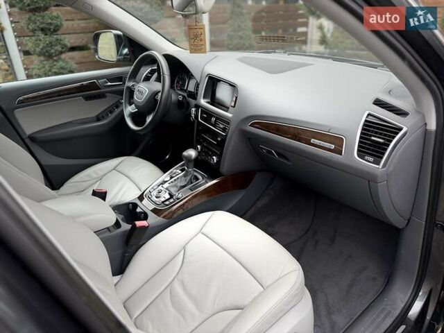 Серый Ауди Ку 5, объемом двигателя 1.98 л и пробегом 183 тыс. км за 16900 $, фото 80 на Automoto.ua