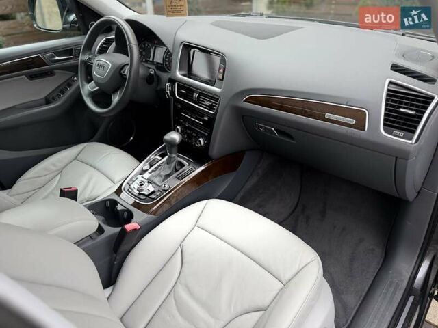 Серый Ауди Ку 5, объемом двигателя 1.98 л и пробегом 183 тыс. км за 16900 $, фото 81 на Automoto.ua