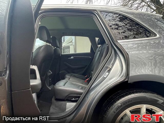 Сірий Ауді Ку 5, об'ємом двигуна 2 л та пробігом 98 тис. км за 17500 $, фото 7 на Automoto.ua