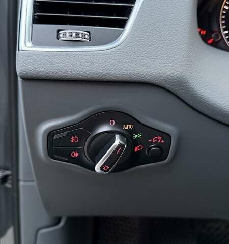 Серый Ауди Ку 5, объемом двигателя 1.98 л и пробегом 82 тыс. км за 18299 $, фото 21 на Automoto.ua