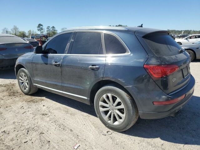 Сірий Ауді Ку 5, об'ємом двигуна 2 л та пробігом 167 тис. км за 13000 $, фото 3 на Automoto.ua