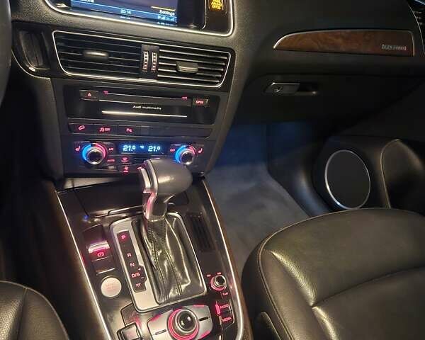 Сірий Ауді Ку 5, об'ємом двигуна 1.98 л та пробігом 179 тис. км за 19500 $, фото 28 на Automoto.ua