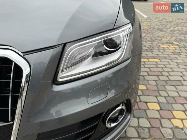 Сірий Ауді Ку 5, об'ємом двигуна 2 л та пробігом 139 тис. км за 16999 $, фото 61 на Automoto.ua