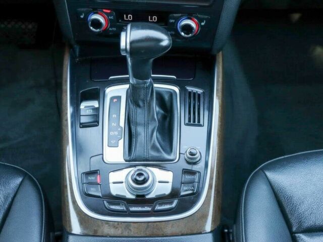 Серый Ауди Ку 5, объемом двигателя 2 л и пробегом 73 тыс. км за 4700 $, фото 13 на Automoto.ua