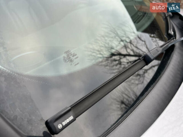 Серый Ауди Ку 5, объемом двигателя 2 л и пробегом 151 тыс. км за 14800 $, фото 85 на Automoto.ua