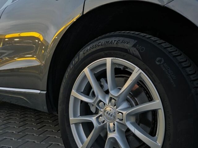 Сірий Ауді Ку 5, об'ємом двигуна 3 л та пробігом 150 тис. км за 22000 $, фото 9 на Automoto.ua