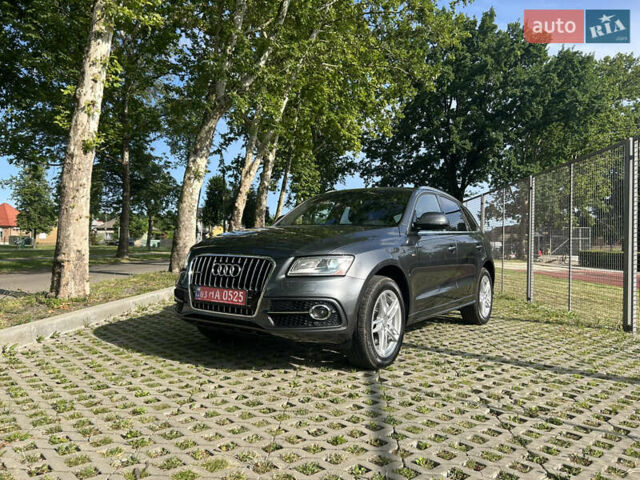 Серый Ауди Ку 5, объемом двигателя 3 л и пробегом 225 тыс. км за 17950 $, фото 1 на Automoto.ua