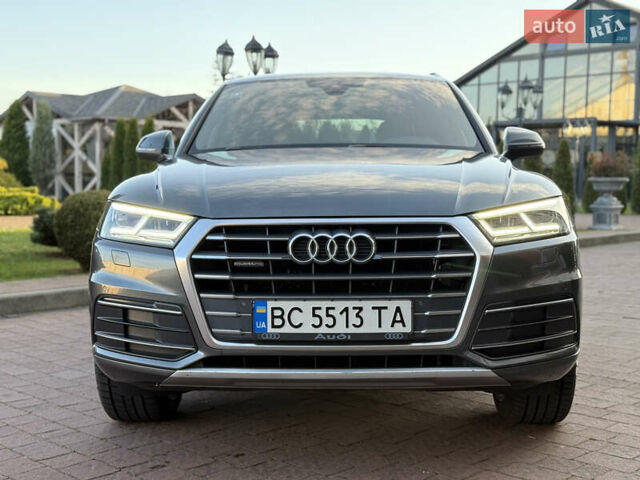 Серый Ауди Ку 5, объемом двигателя 1.97 л и пробегом 235 тыс. км за 32600 $, фото 29 на Automoto.ua