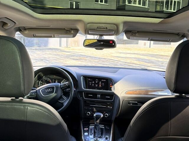 Серый Ауди Ку 5, объемом двигателя 2 л и пробегом 180 тыс. км за 17800 $, фото 6 на Automoto.ua