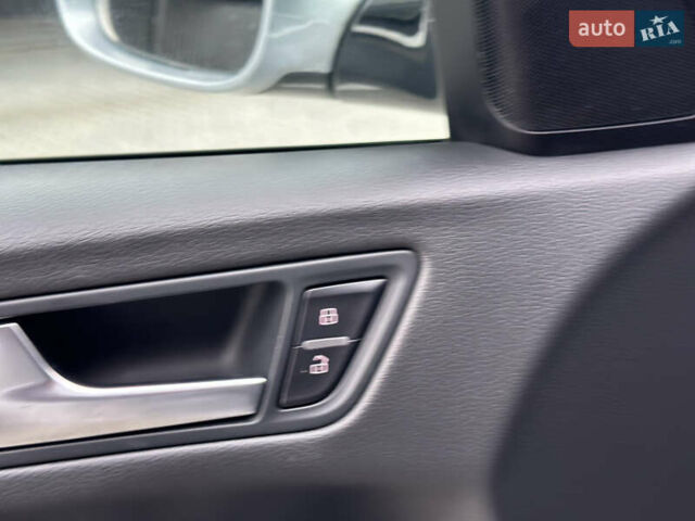 Серый Ауди Ку 5, объемом двигателя 2 л и пробегом 188 тыс. км за 15900 $, фото 29 на Automoto.ua