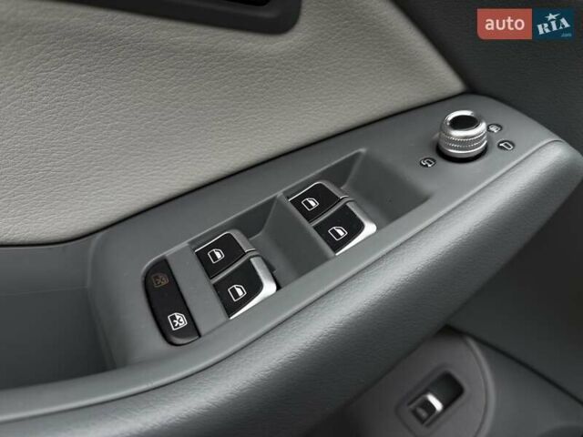 Серый Ауди Ку 5, объемом двигателя 1.98 л и пробегом 183 тыс. км за 16900 $, фото 45 на Automoto.ua