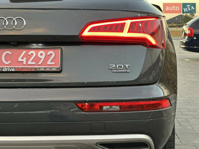 Серый Ауди Ку 5, объемом двигателя 1.98 л и пробегом 147 тыс. км за 20200 $, фото 8 на Automoto.ua