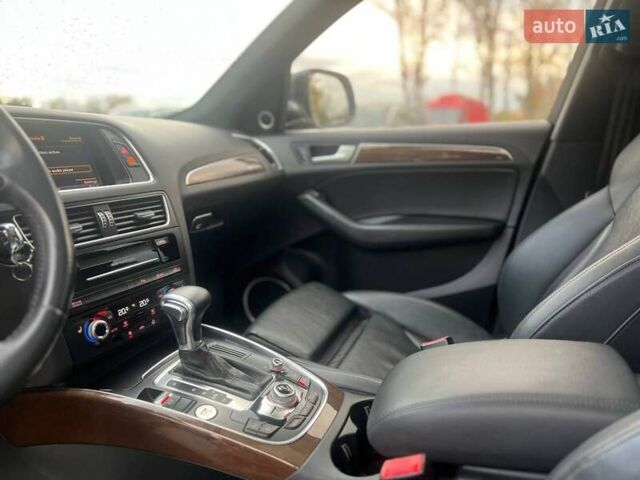 Ауди Ку 5 2016 в Стрые на Automoto.ua Серый Ауди Ку 5, объемом двигателя 2 л и пробегом 139 тыс. км за 16999 $, фото 25 на Automoto.ua