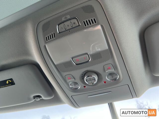 Серый Ауди Ку 5, объемом двигателя 2 л и пробегом 128 тыс. км за 17700 $, фото 13 на Automoto.ua