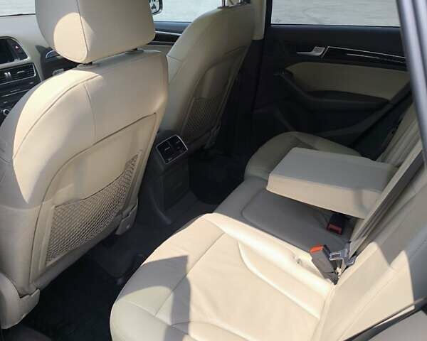 Сірий Ауді Ку 5, об'ємом двигуна 1.98 л та пробігом 122 тис. км за 14500 $, фото 26 на Automoto.ua