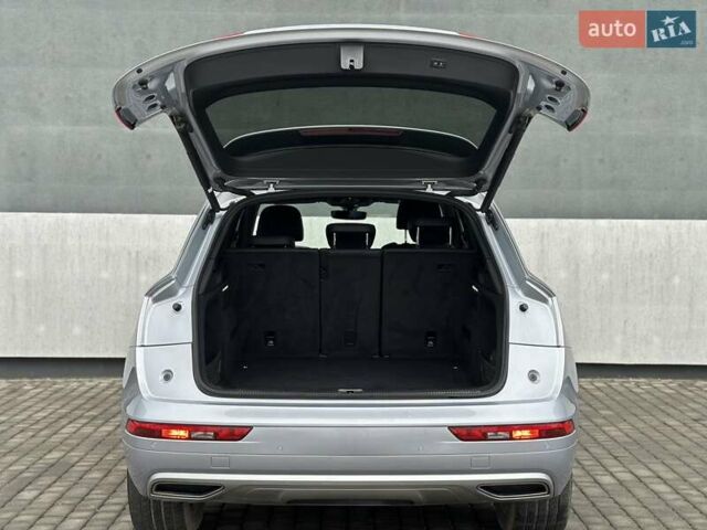 Серый Ауди Ку 5, объемом двигателя 1.97 л и пробегом 165 тыс. км за 34500 $, фото 62 на Automoto.ua