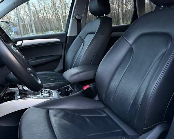 Сірий Ауді Ку 5, об'ємом двигуна 1.98 л та пробігом 183 тис. км за 15900 $, фото 12 на Automoto.ua