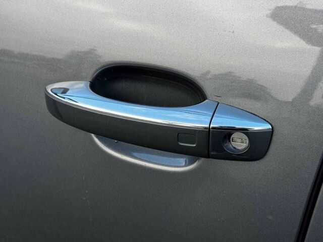 Серый Ауди Ку 5, объемом двигателя 0 л и пробегом 184 тыс. км за 15300 $, фото 4 на Automoto.ua