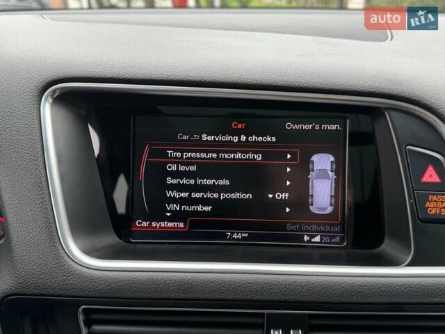 Сірий Ауді Ку 5, об'ємом двигуна 2 л та пробігом 139 тис. км за 16999 $, фото 93 на Automoto.ua