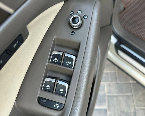 Сірий Ауді Ку 5, об'ємом двигуна 1.98 л та пробігом 213 тис. км за 15990 $, фото 11 на Automoto.ua