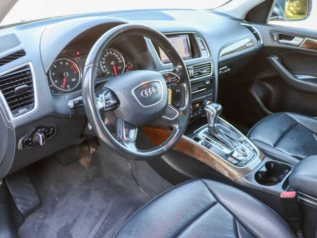 Серый Ауди Ку 5, объемом двигателя 2 л и пробегом 73 тыс. км за 4700 $, фото 9 на Automoto.ua