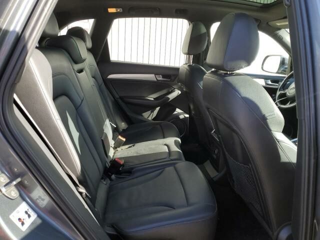 Сірий Ауді Ку 5, об'ємом двигуна 2 л та пробігом 238 тис. км за 13200 $, фото 10 на Automoto.ua