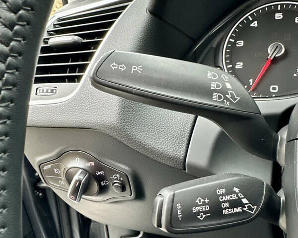 Серый Ауди Ку 5, объемом двигателя 1.98 л и пробегом 173 тыс. км за 16999 $, фото 56 на Automoto.ua