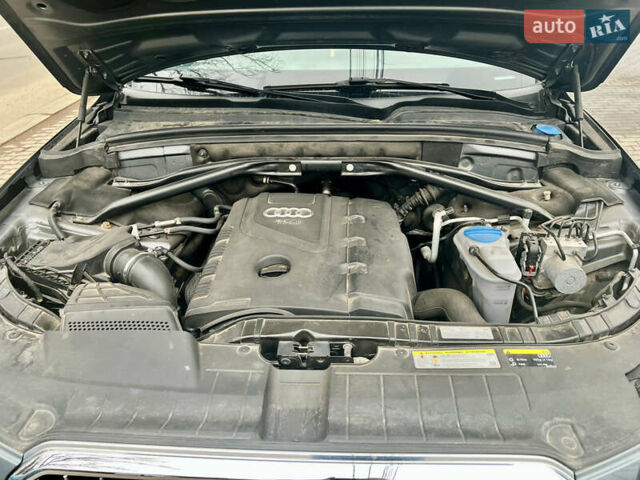 Серый Ауди Ку 5, объемом двигателя 1.98 л и пробегом 277 тыс. км за 15500 $, фото 20 на Automoto.ua