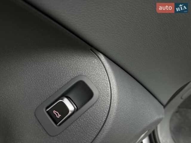 Серый Ауди Ку 5, объемом двигателя 1.98 л и пробегом 183 тыс. км за 16900 $, фото 46 на Automoto.ua