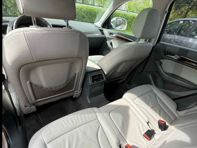 Серый Ауди Ку 5, объемом двигателя 2 л и пробегом 160 тыс. км за 10100 $, фото 18 на Automoto.ua