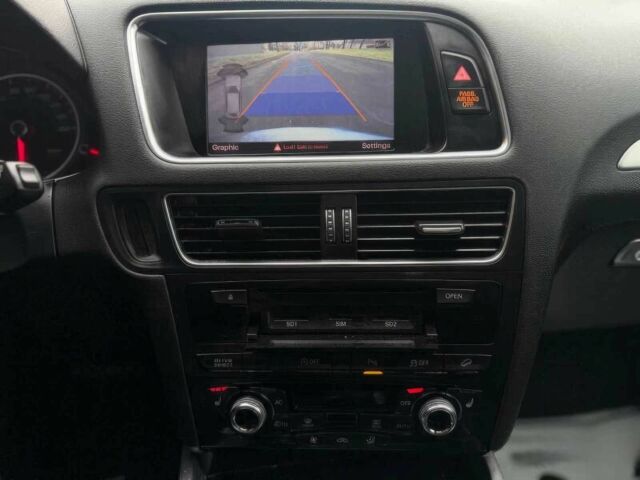 Сірий Ауді Ку 5, об'ємом двигуна 2 л та пробігом 70 тис. км за 8000 $, фото 7 на Automoto.ua