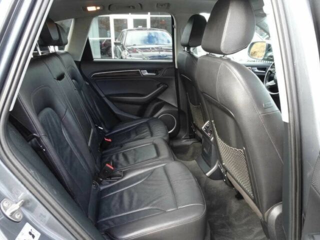 Серый Ауди Ку 5, объемом двигателя 2 л и пробегом 79 тыс. км за 9500 $, фото 9 на Automoto.ua